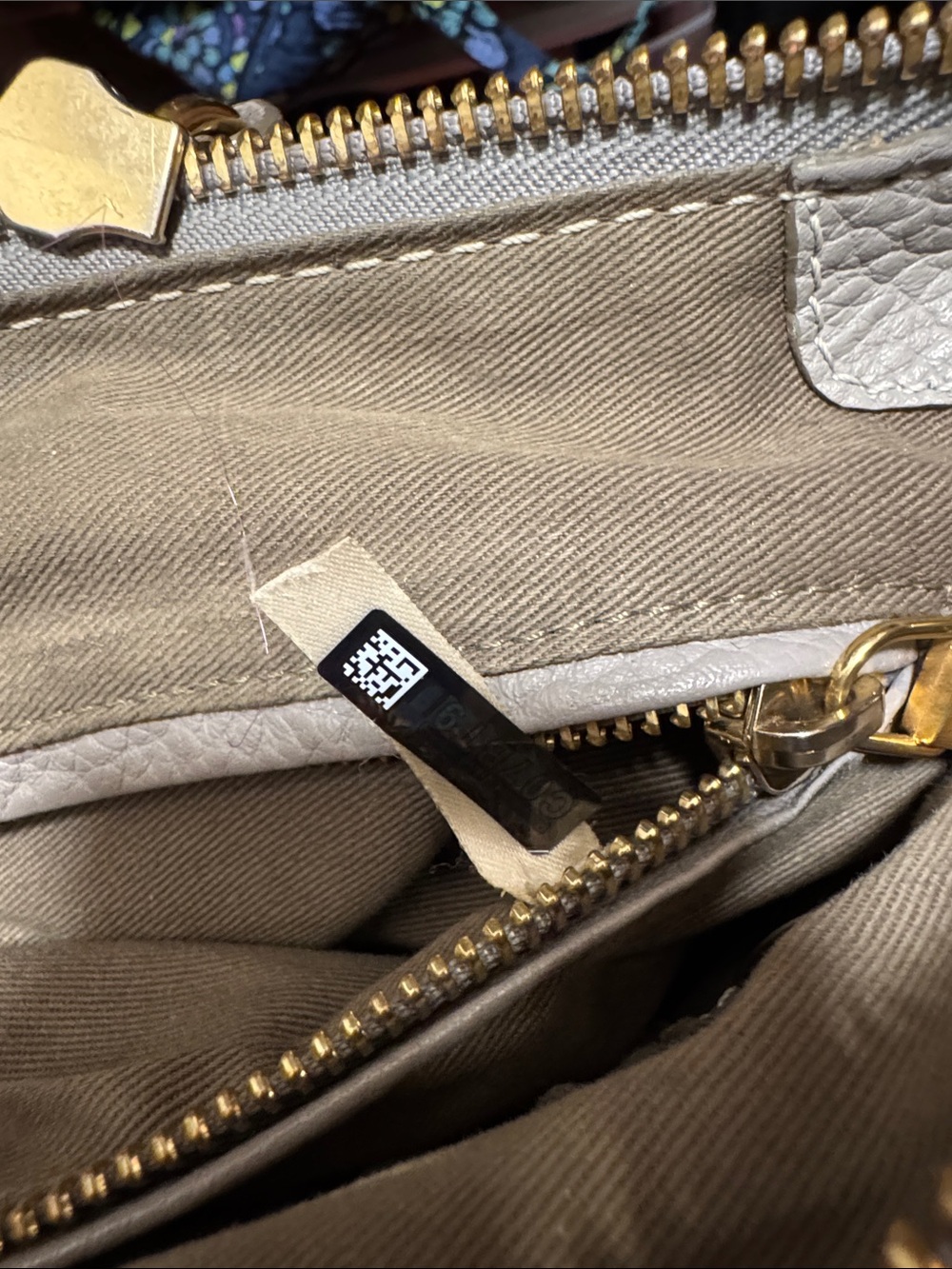 Authentic CHLOE small Marcie bag - Picture 10 of 11